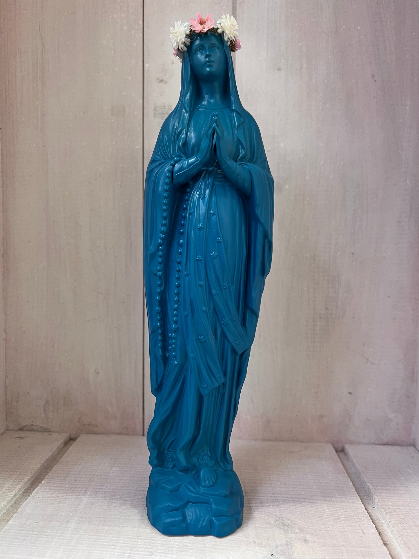 Statuette Vierge 20 cm Couronnée Fleurie
