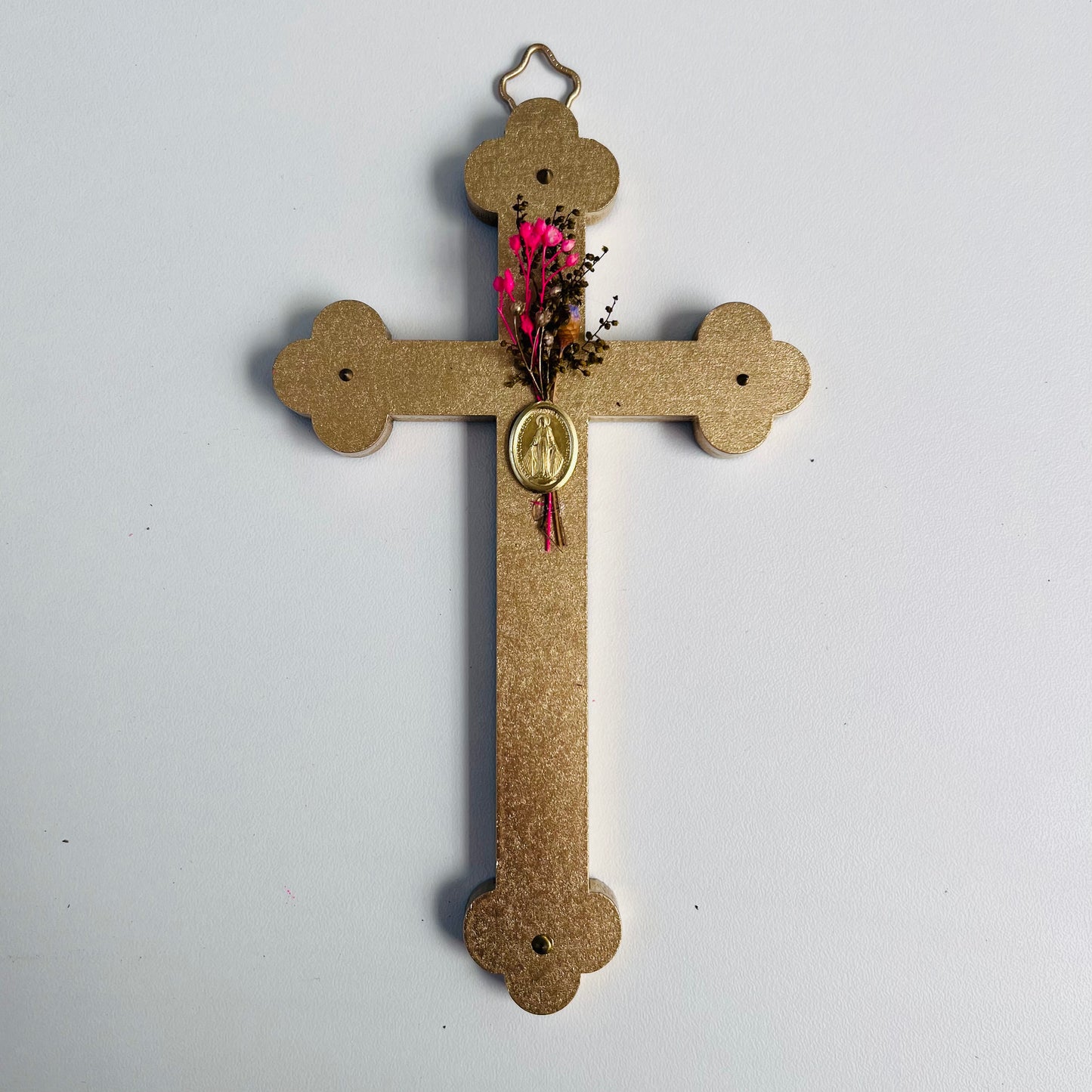 Crucifix Fleuri