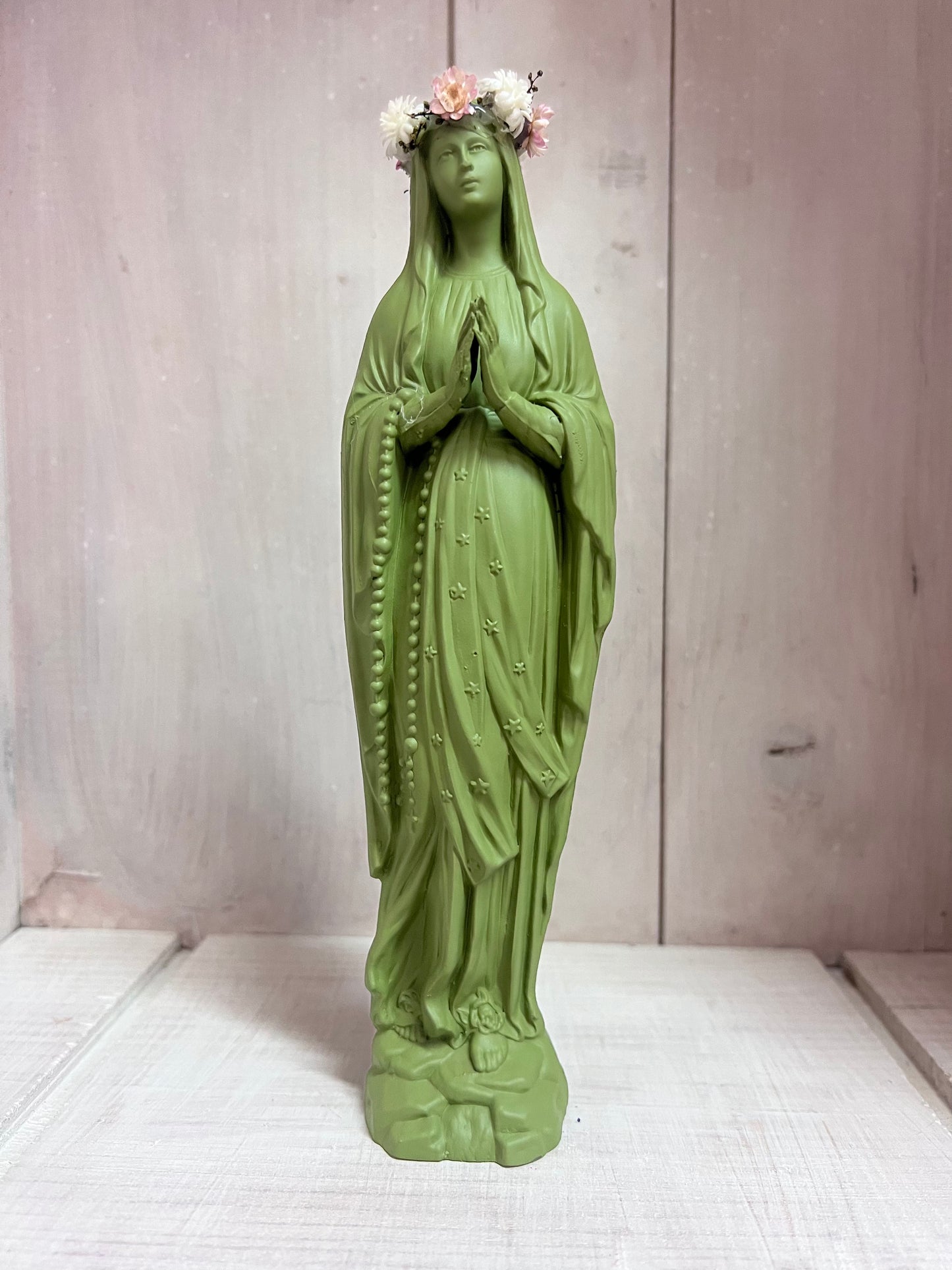 Statuette Vierge 20 cm Couronnée Fleurie