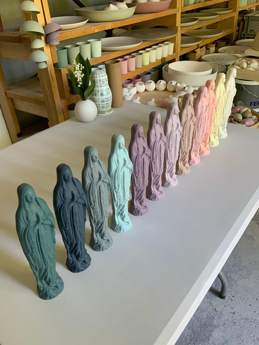 Vierges Porcelaine by Valerie Delobal