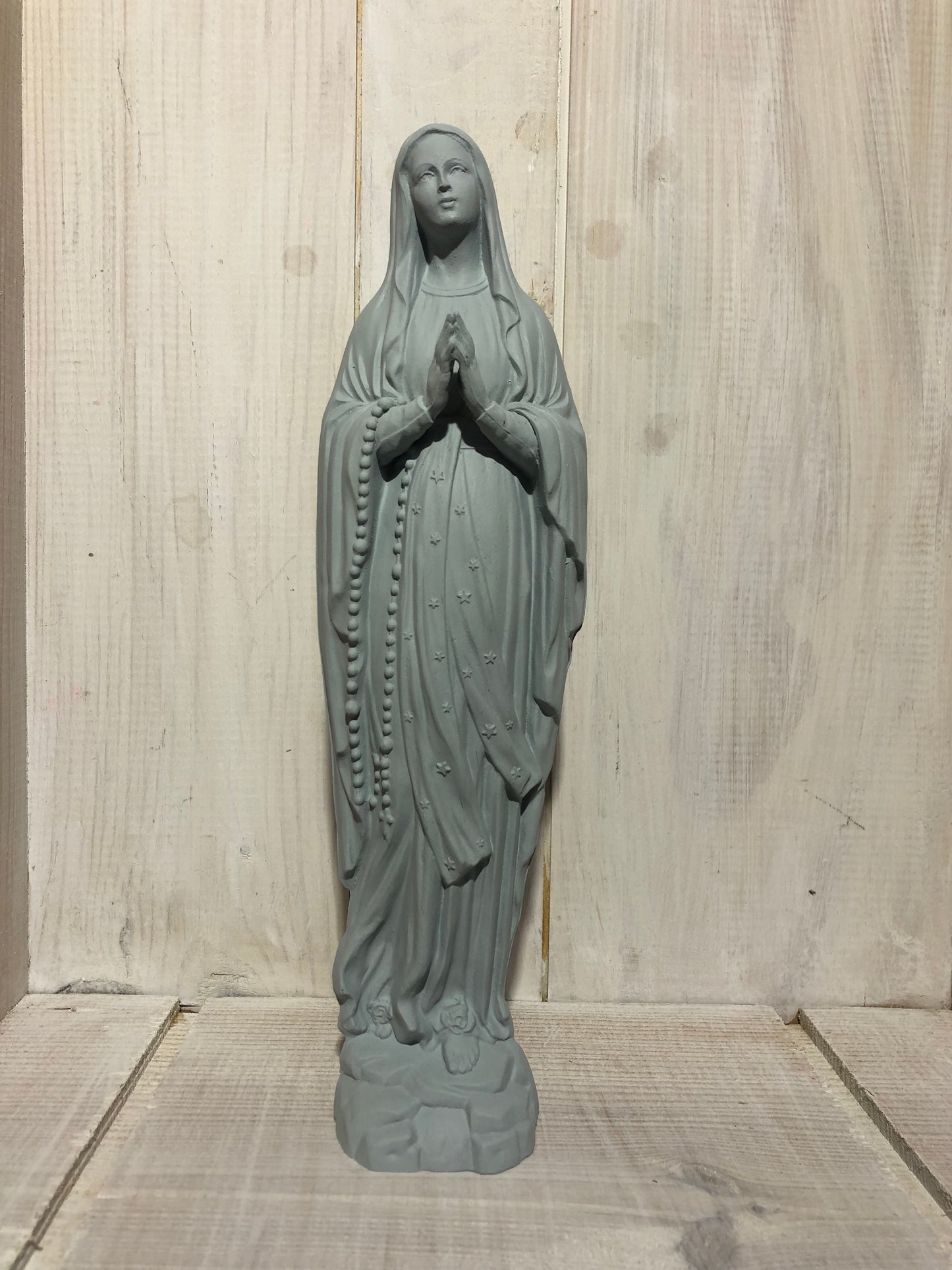 Statuette Vierge 20 cm Couronnée Fleurie