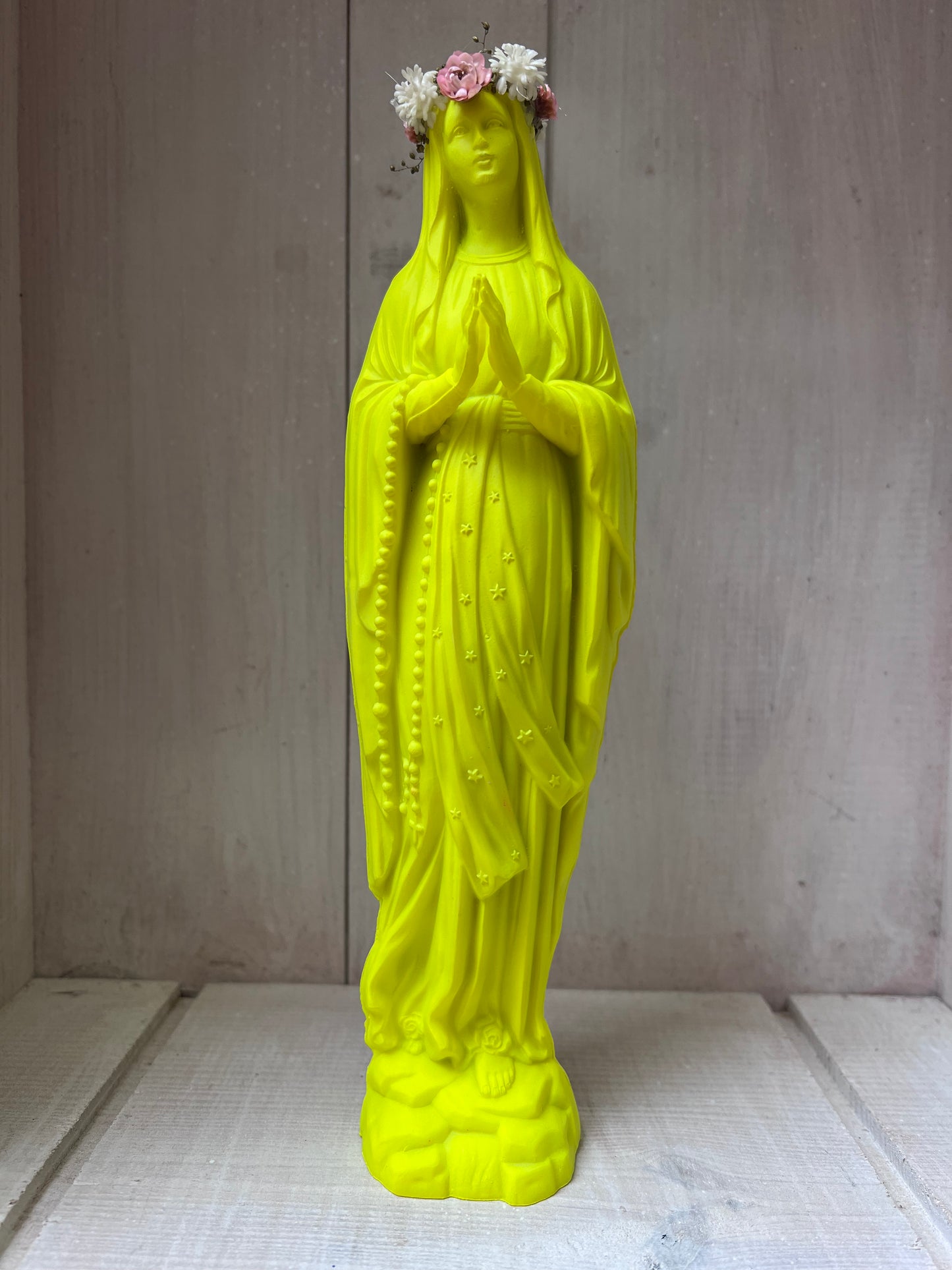 Statuette Vierge 20 cm Couronnée Fleurie