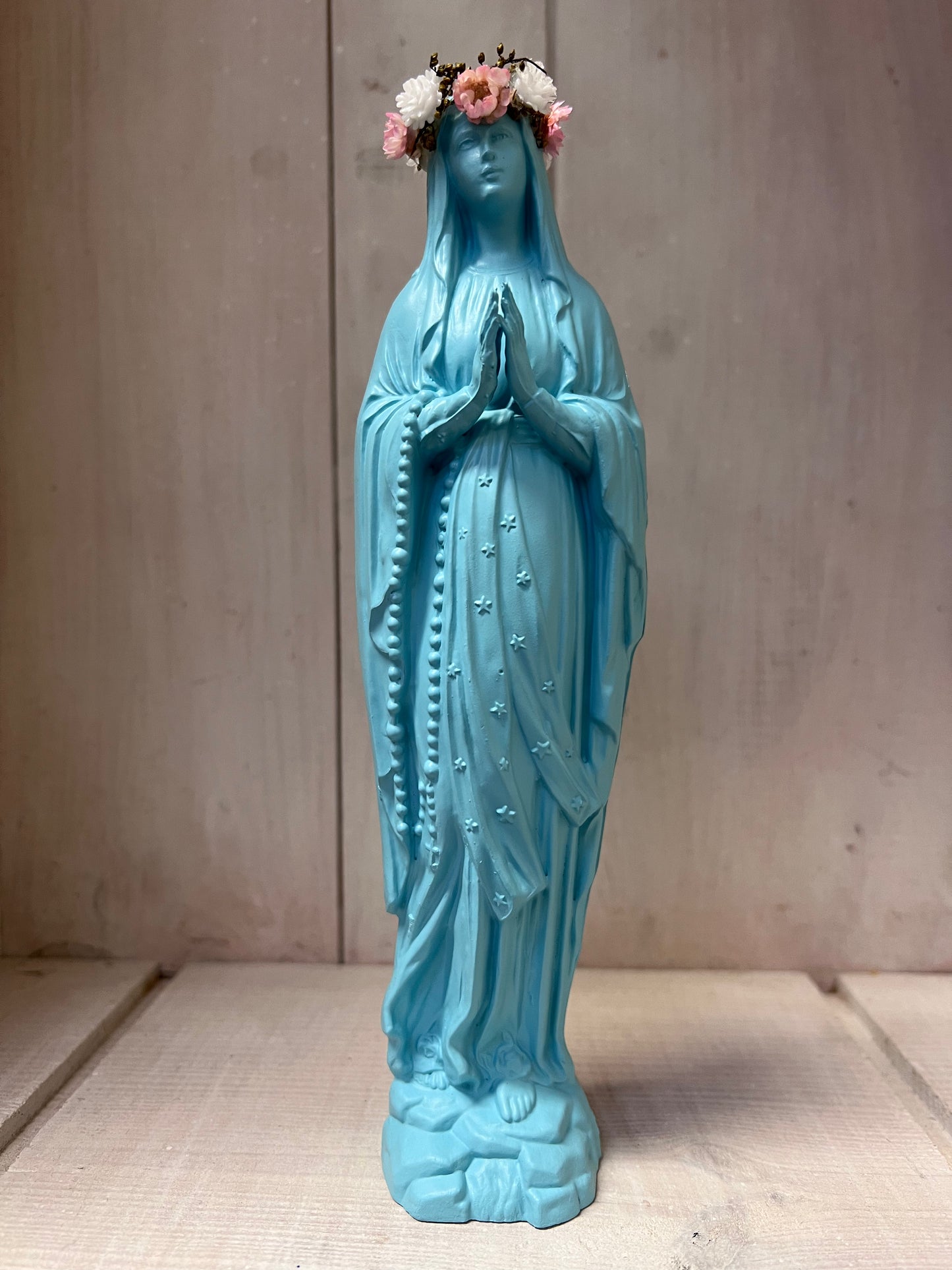 Statuette Vierge 20 cm Couronnée Fleurie