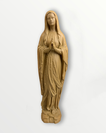Statuette de la Vierge couronnée de fleurs