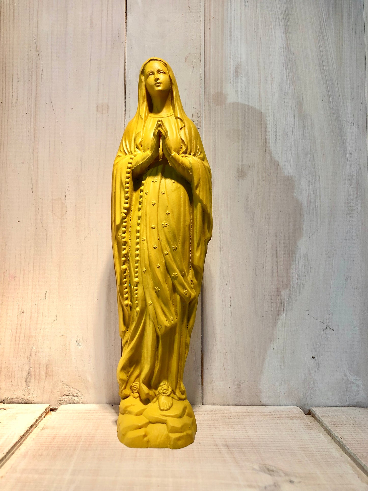 Statuette Vierge 20 cm Couronnée Fleurie